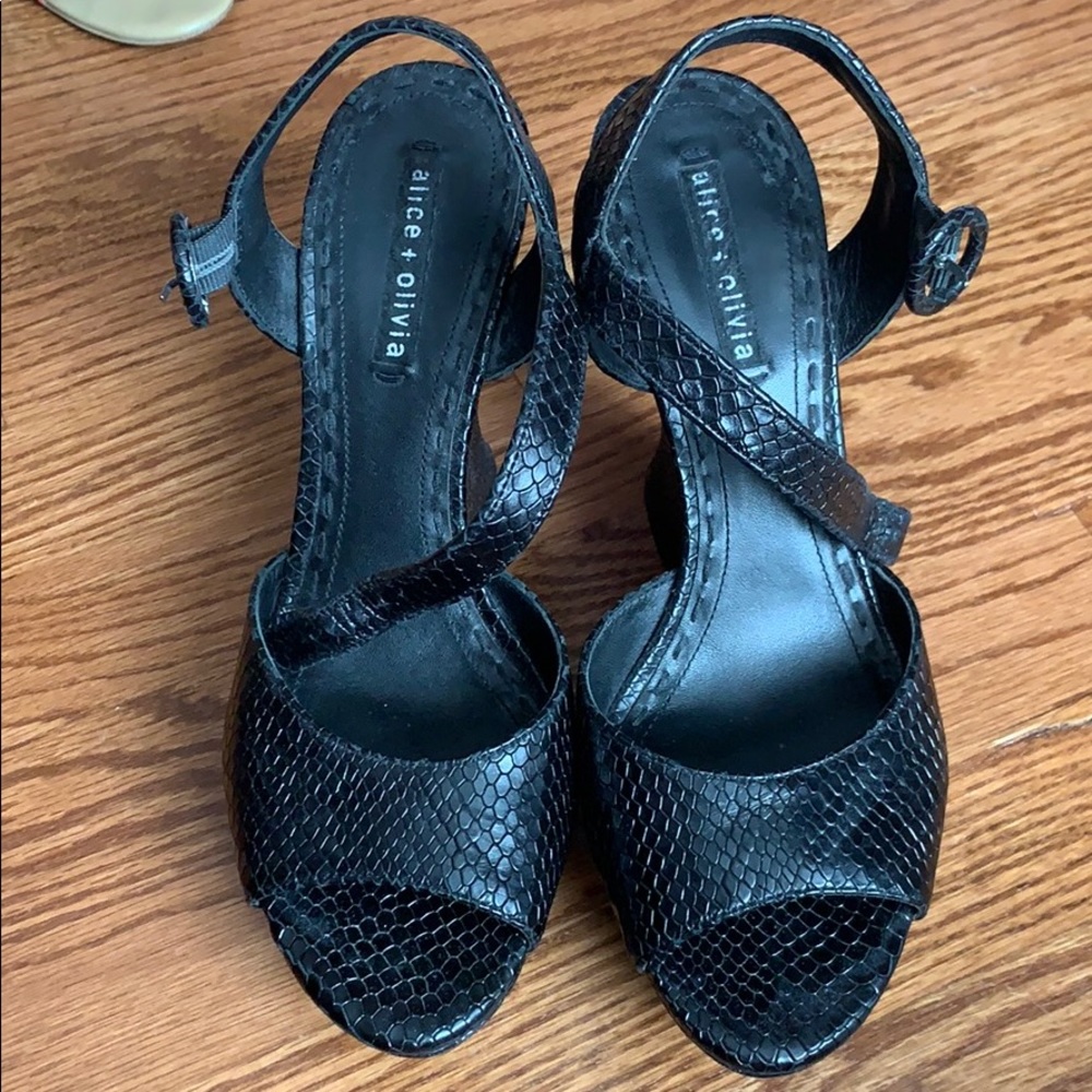 Alice+Olivia Jana Wedge Black